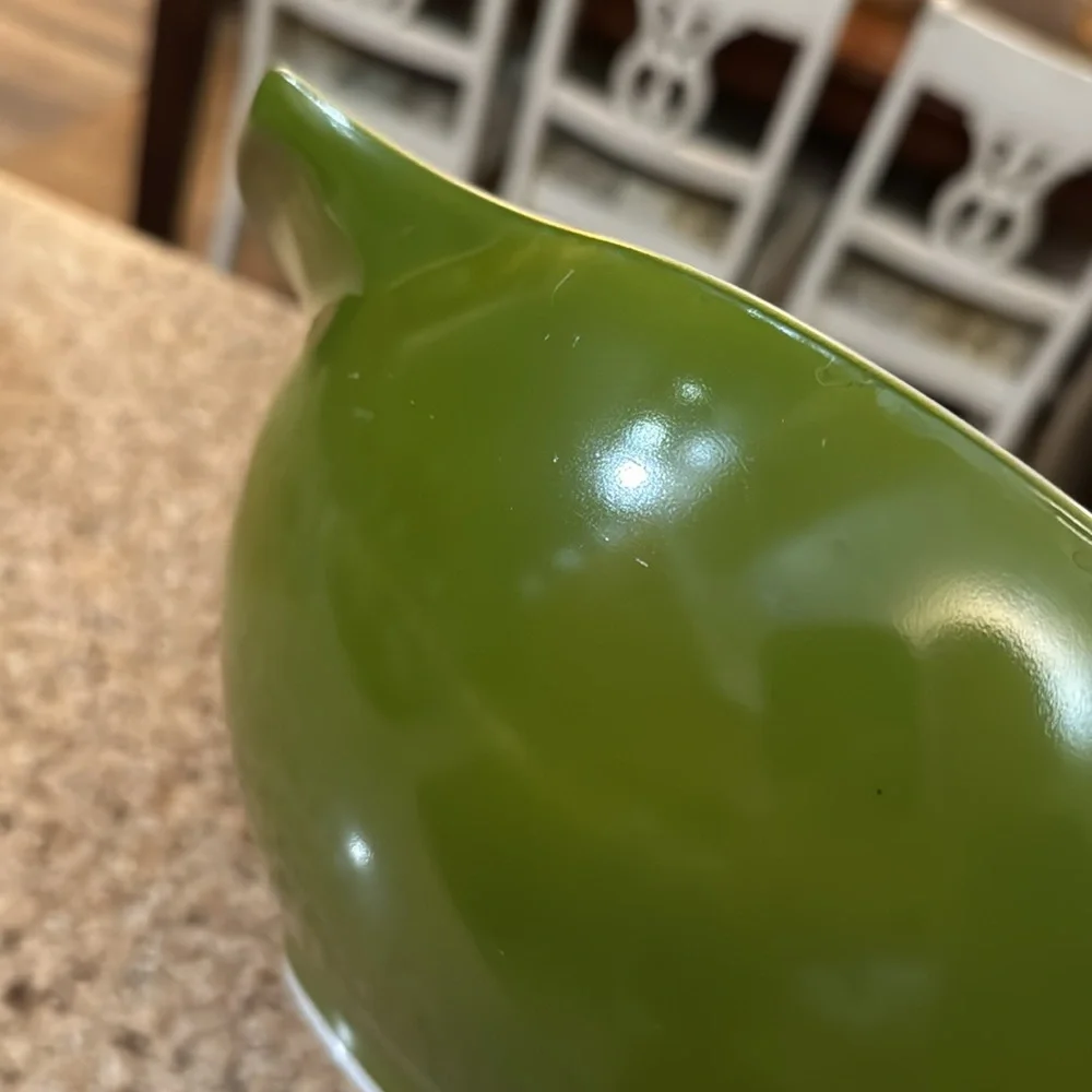 Gorgeous Avocado Green Pyrex Cinderella  Mixing Bowl-4 Quart-#444-Vintage